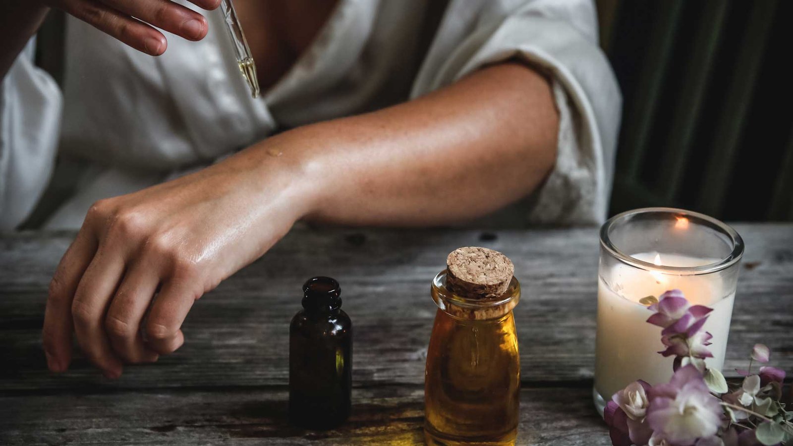 The 6 Incredible Benefits of Using Essential Oils for Aromatherapy