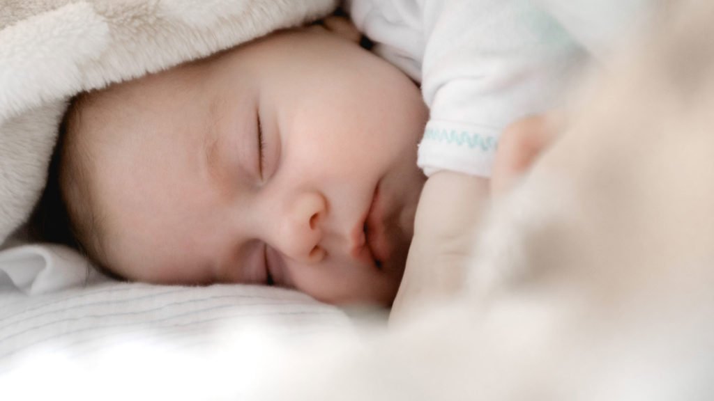 Sleeping-Tips-For-Baby-on-CoreInfluencer
