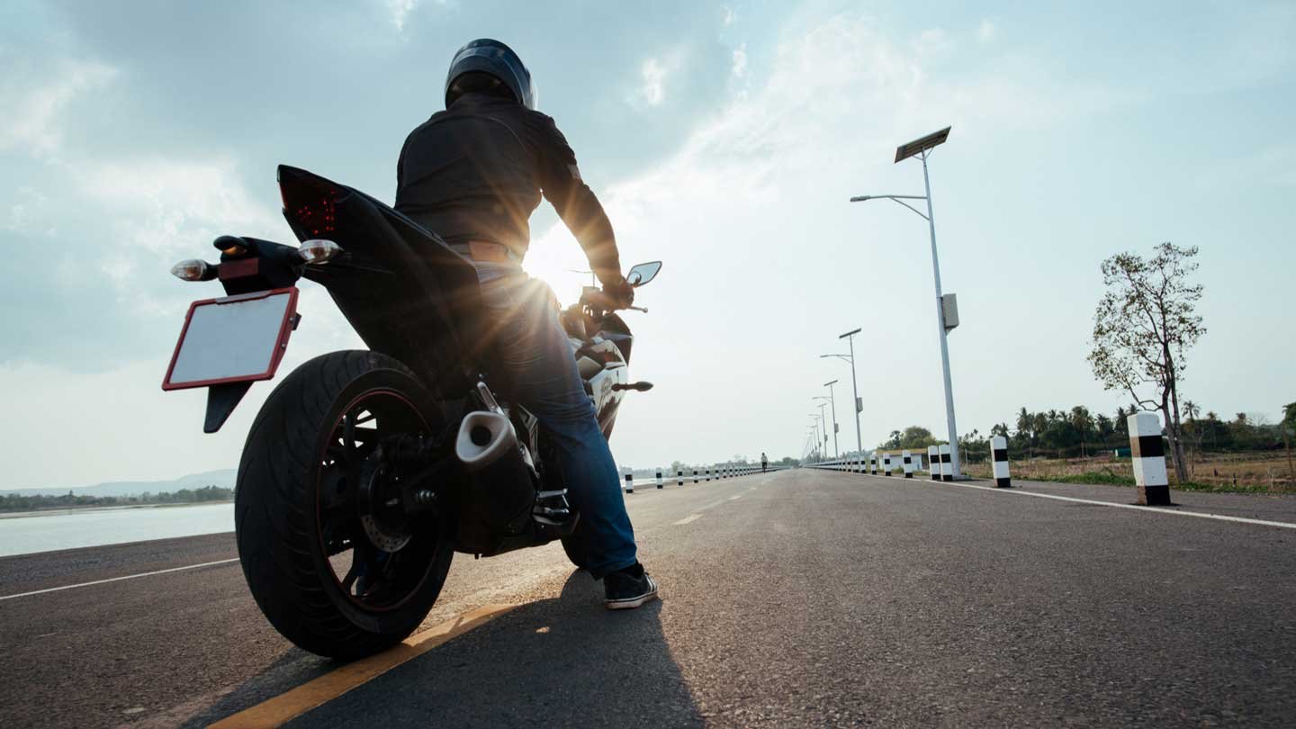 Motorcycle Riders: Professional Tips To Follow To Avoid Accidents