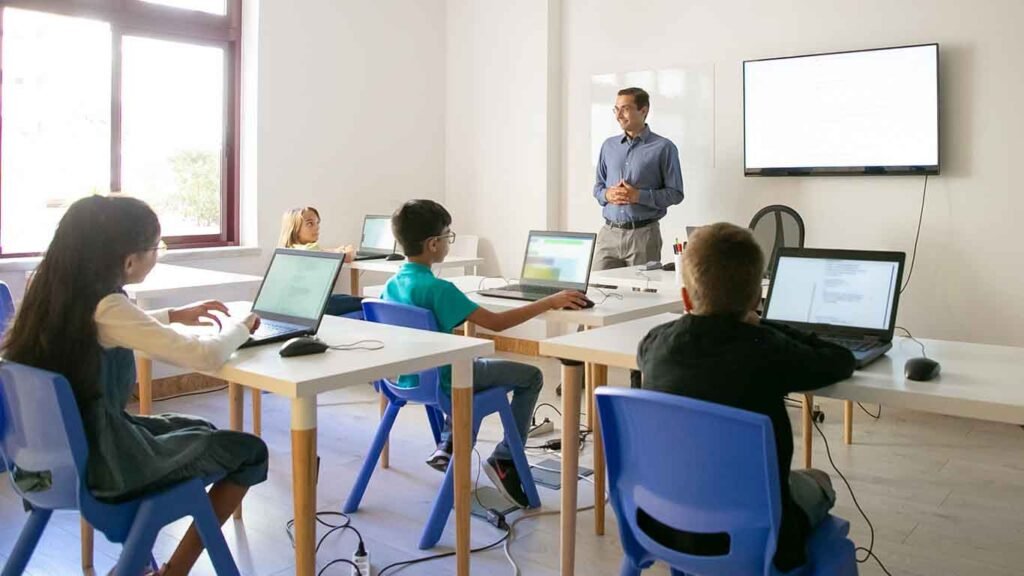 How Modular Classrooms For Sale Help Schools Adapt To Enrollment Changes on coreinfluencer